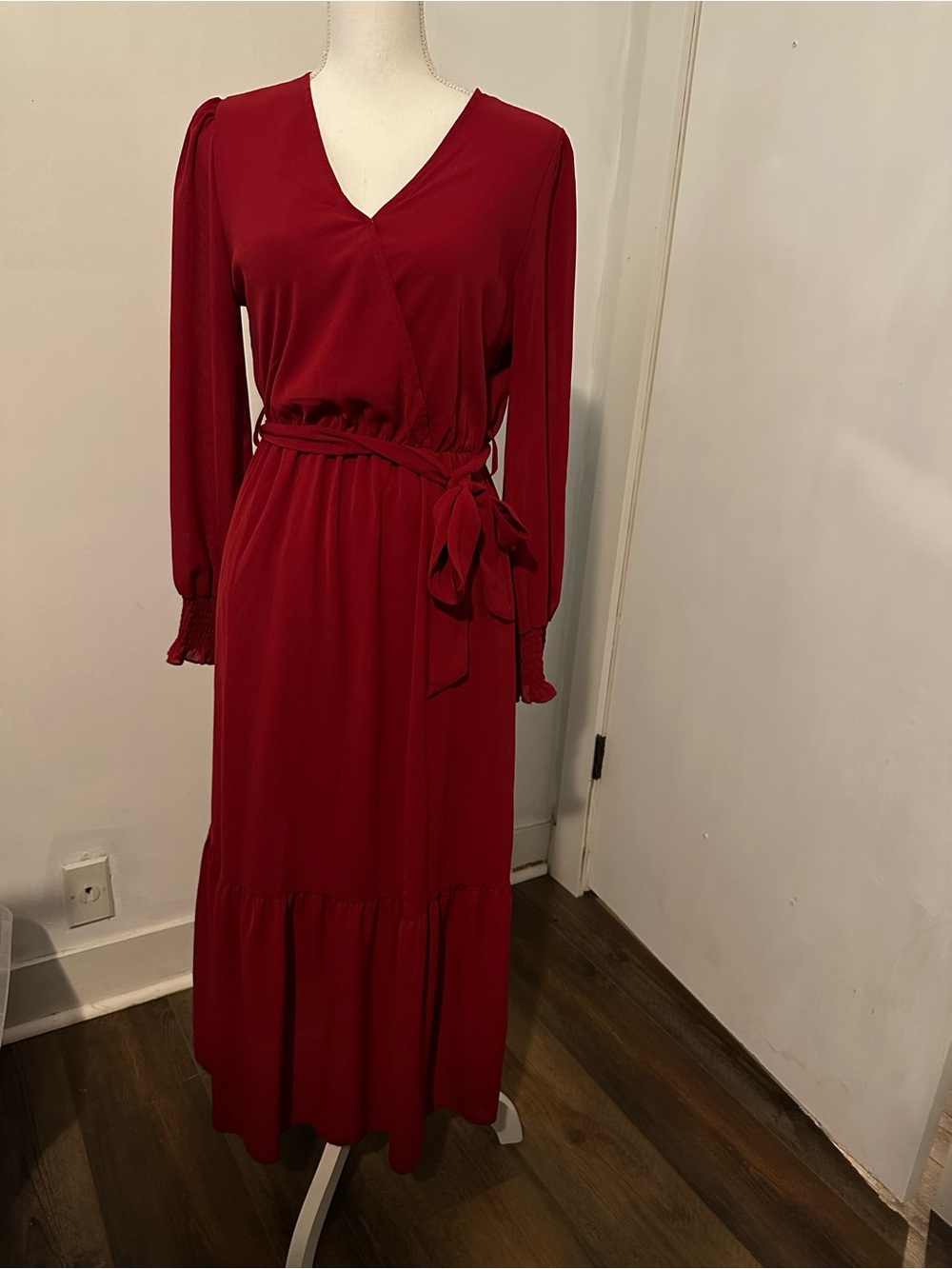 Red Women's Skirt - Elegant Pencil Style